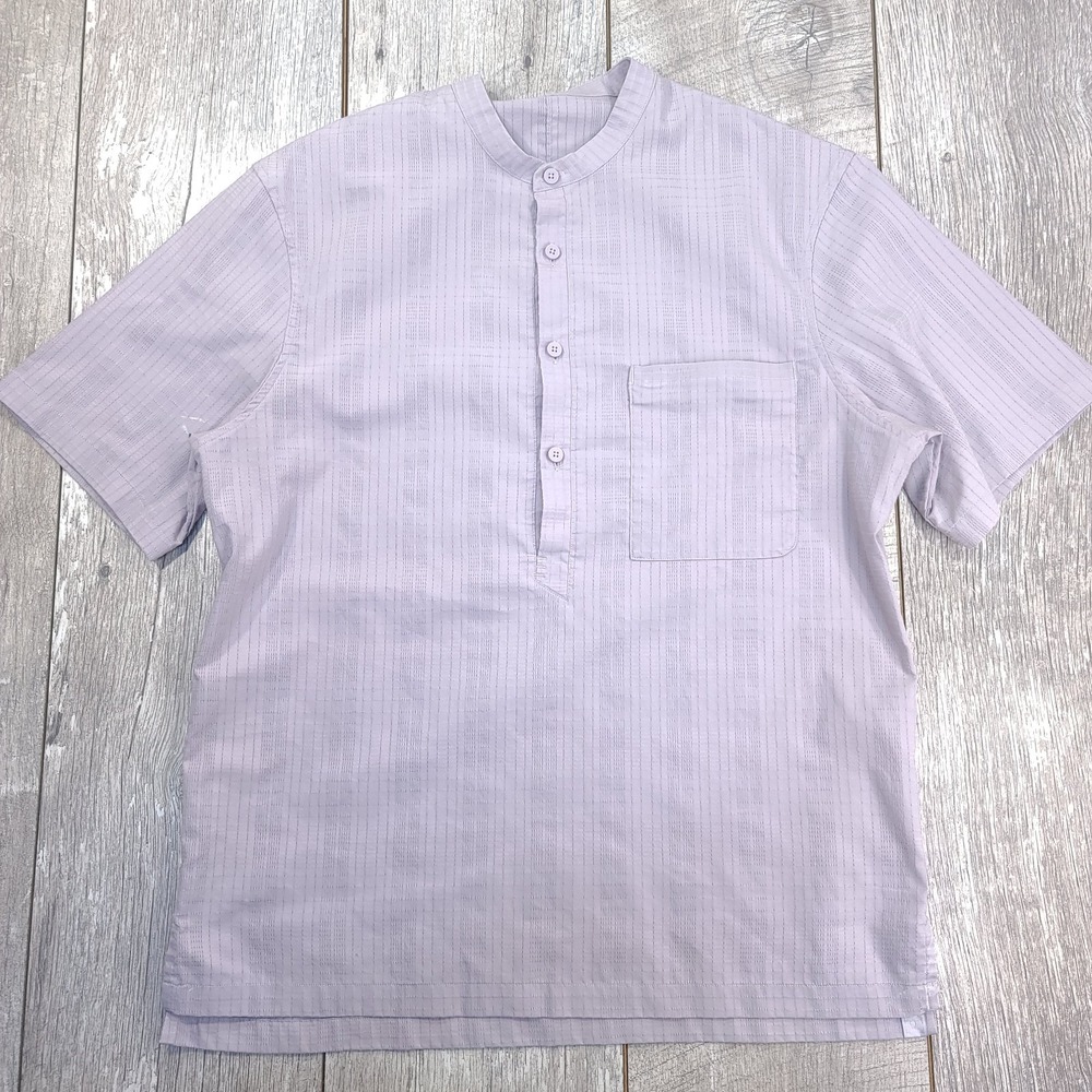 Lululemon Mens Down To The Wire Henley Shirt Size Medium Purple Short Sleeve